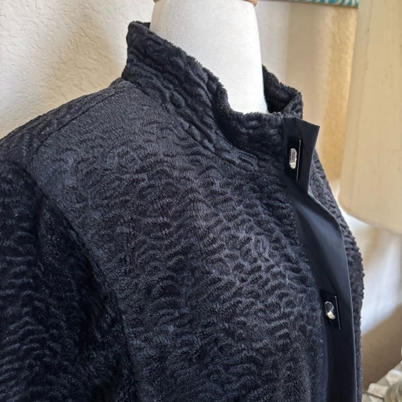 Carole Anderson by Invitation | CABI  black cozy statement coat jacket Large EUC - Picture 9 of 15